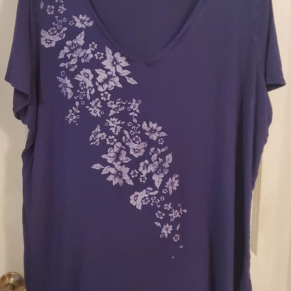 Lane Bryant Purple Floral Short Sleeve Top